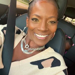 Meet your Posher, Galenda